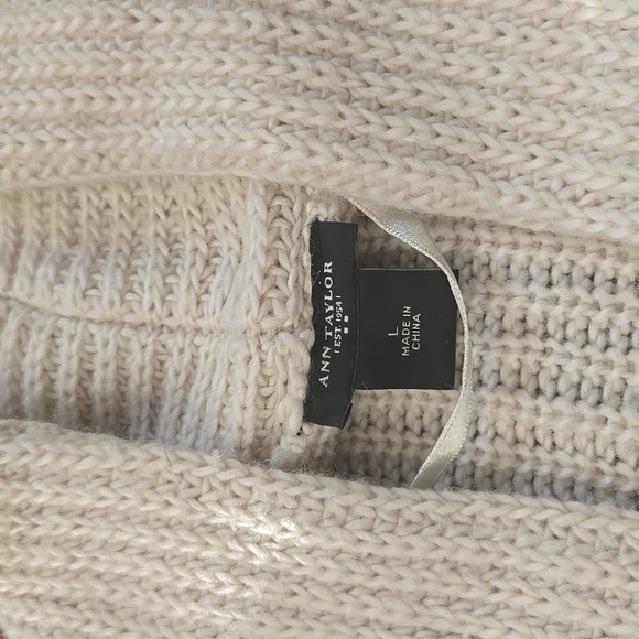 Ann Taylor off-white, shawl collar tunic cardigan sweater - Picture 2 of 4